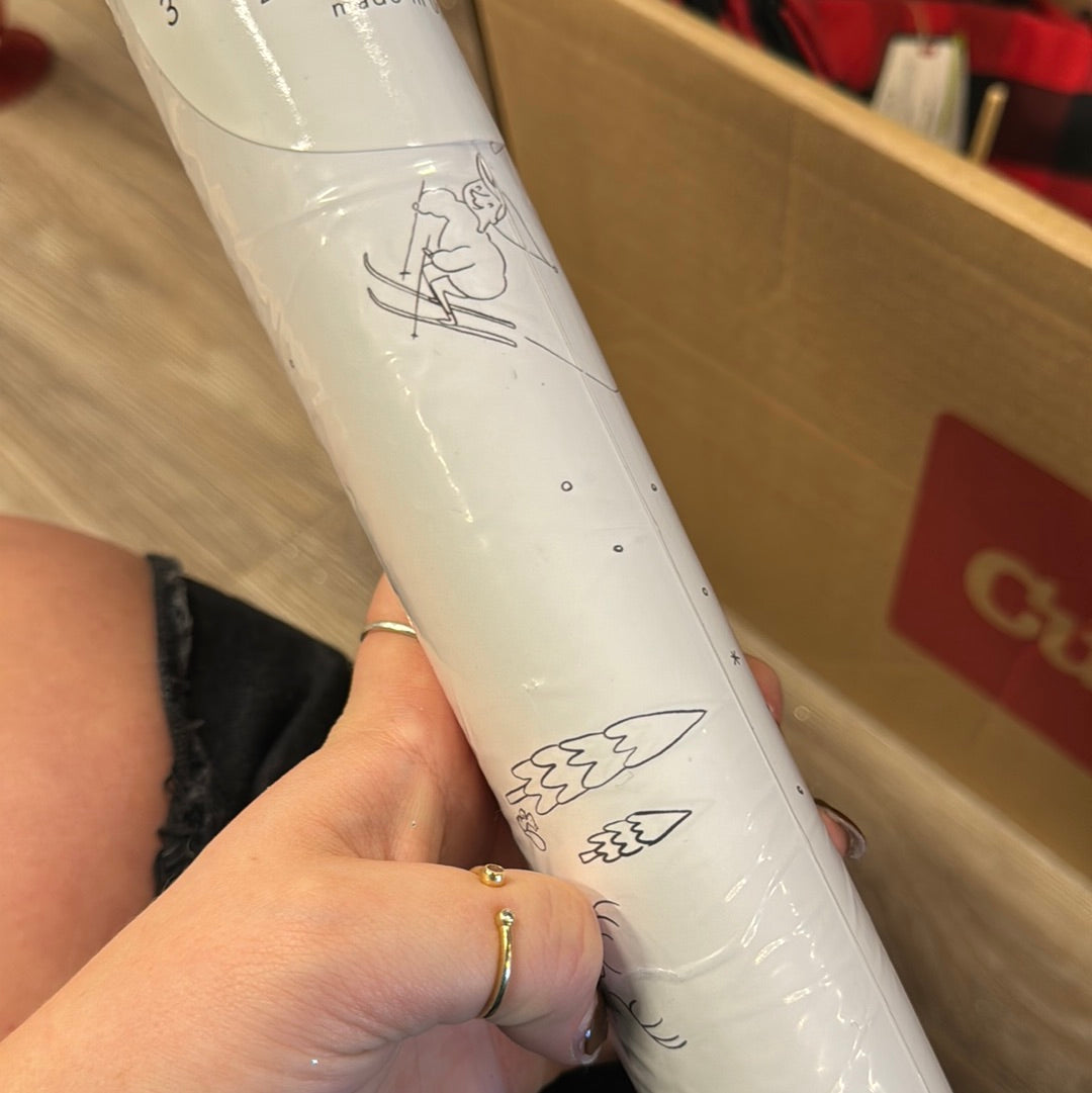 Skiing wrapping paper