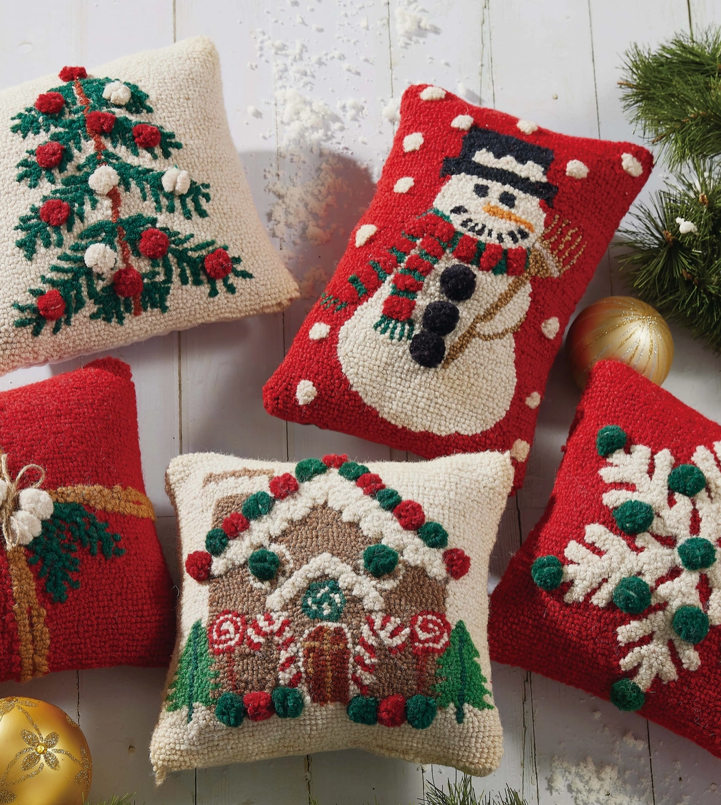 Snowman Hook Pillow