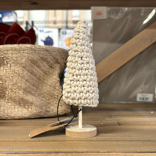 Small crochet tree w: wood base